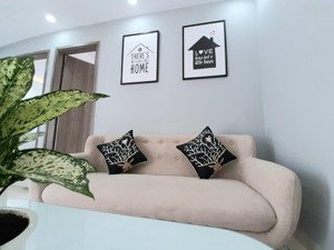 cho thuê chung cư nguyễn văn cừ, bồ đề, nhận nhà ở ngay, ô tô đỗ 50m2, full đồ