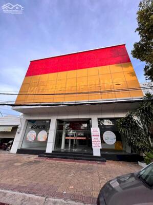 CHO THUÊ NHÀ MẶT TIỀN ĐƯỜNG 3/2 CẦN THƠ NGANGN 13M