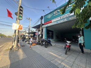 cho thuê nguyên căn mt góc tl2 - hương lộ 39 (dt 6x30m)