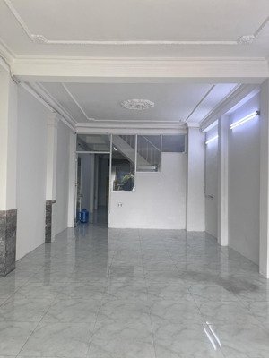 cho thuê nhà mặt phố quốc lộ 51, giá tốt