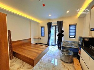 dòng tiền 880tr, 6%/năm, ccmn 56m2 - 8 tầng, ngõ thông, 30m ra mặt phố hào nam, giá ngon 14.75 tỷ