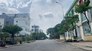 giá tốt ! đất mặt tiền êm đềm - đường 12m có vỉa hẻ - 90m2(5x18m) - kinh doanh đỉnh