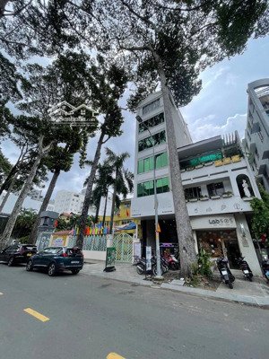 quận 1- mặt tiền đường sương nguyệt ánh- khách sạn 8 tầng (1 hầm), 17 phòng, 1 penhouse, 80 tỷ