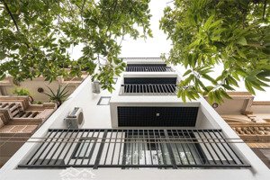 đẹp mỹ mãn - nhà tứ liên : 90m2 7 tầng - mặt tiền 5m - mặt đường 8m - oto tránh kinh doanh.