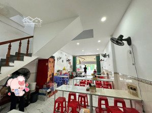 bán nhà 3 tầng mặt tiền đường hoàng diệu-kinh doanh sầm uất- gần biển. lh: thư