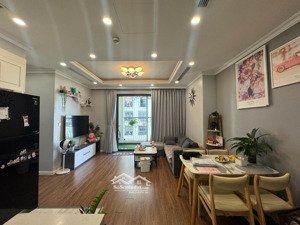 tập thể đại học sư phạm hà nội 42/80m2, thiết kế 3 ngủ, full nội thất, tầng trung ở ngay 3,96 tỷ