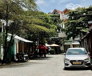 bán nhà 3 tầng, hẻm thông xe hơi tránh, 70m2, trung tâm quận 7, kdc hiện hữu chỉ 7 tỷ mốt