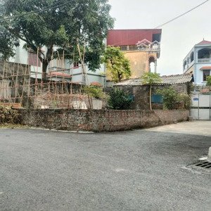 nhỉnh 5,x tỷ/ lô góc 101m, mt 7,5m, đường thông tại phụng công, hưng yên