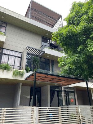 cho thuê nhà khu compound cát lái q2 nội thất cao cấp mới 100%