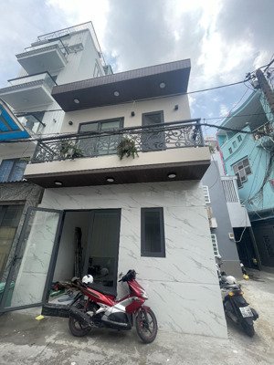 bán nhà riêng tại hoàng hoa thám, 4,1 tỷ, 19,4 m2, 2pn, 2wc