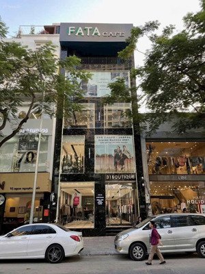 cho thuê nhà mặt phố xã đàn, đống đa 120mx4t,mt12m,200tr làm văn phòng, phòng khám, mô hình kd...