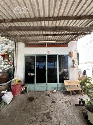 nhà cấp 4 dt 4.5 x 19 hẻm ô tô kinh dương vương chỉ 5 tỷ tl, gần ubnd quận