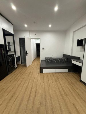 bán nhà đẹp đê la thành trung tâm đống đa, 58m², 6 tầng, giá ưu đãi 14.5 tỷ