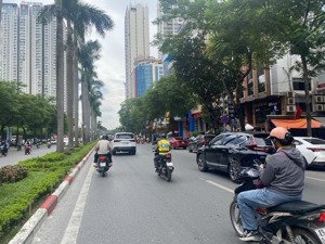 bán nhà lô góc lê đức thọ,nam từ liêm,nhà đẹp ở ngay,gần ô tô ,gần phố, gần sân vận động mỹ đình