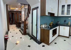 nhà đẹp cực hiếm trung tâm quận đống đa - nhỉnh 7 tỷ - ngõ nông kd - full tiện ích