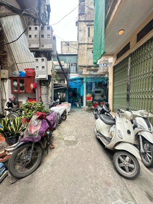 mảnh đất vàng ngã tư sở - nở hậu 30,5m hơn 5tỷ