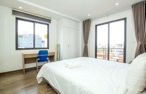 bán ccmn hòa bình 7 55m² x 7 tầng, 11p, thang máy, full nội thất giá 13.2 tỷ