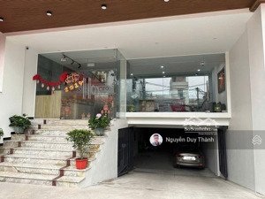 bán nhà mặt phố lạc long quân, tây hồ, tòa building 245m2, 10tầng, mt8m, dòng tiền 2.4tỷ/năm 92tỷ.