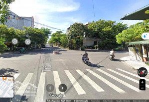 cần bán nhà 2 tầng - 2 mặt tiền - đường 10,5 hồ tùng mậu - gần biển -dòng tiền kinh doanh tốt