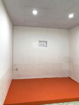 cho thuê nhà riêng 38 mê linh, 4 triệu/th, 45m2, 1pn + 1wc