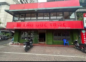 cho thuê nhà mặt phố trấn vũ, ba đình view hồ diện tích 210m2x3 tầng mặt tiền 10m giá 80triệu