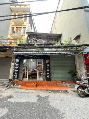 bán nhà mặt đường giáp bát, hn. dt 87m2. mặt tiền 6m