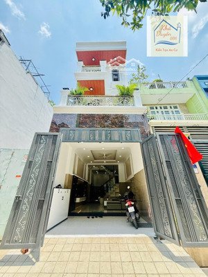 căn nhà chuẩn sống tiện nghi tx33 q12 full nội thất, hẻm 7m, 5.7 tỷ