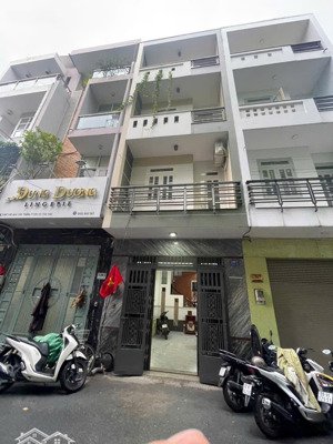 nhà đẹp vuông vức, ngay cổng chính aeon mall tân phú - 1 trệt 3 lầu st - 9.5 tỷ có tl