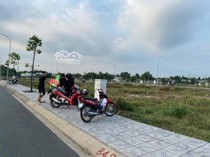 bán gấp 1 tỷ 270 trục đường 11m khu dân cư diamond city - ngay ngã tư tân quy củ chi - sổ cầm tay