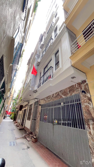 chính chủ bán toà chdv hồ tùng mậu cầu giấy, 45m2 x 6t, 10pkk, dòng tiền 600tr/năm, chỉ 13 tỷ