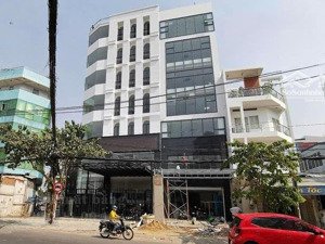 cực phẩm mt ngay vạn hạnh mall p12, q10 - dt 11 x 18m - 5 tầng - hđt 180tr/th - giá bán 70 tỷ