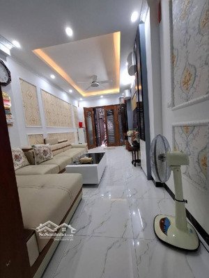 bán nhà nguyễn khoái hoàng mai 46m2 chỉ 7.85 tỷ nhà 2 mặt thoáng, nhà mới, giao thông thuận tiện