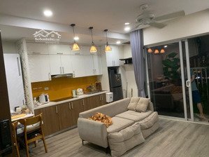 chính chủ bán căn 45m2. tầng trung. 1pn-1k-1vs. có thể sửa 2 ngủ. full nội thất. cửa đb ban công tn