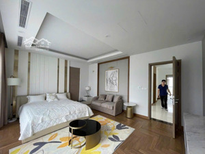 bán biệt thự đơn lập siêu vip cạnh sân golf đồ sơn. bàn giao full nội thất, sổ đỏ sang tên ngay.