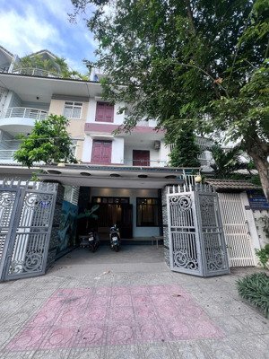 bán nhà 1 trệt 3 lầu kinh doanh căn hộ kđt vĩnh điềm trung dt 138m2, vị trí đắc địa, giá 12 tỷ