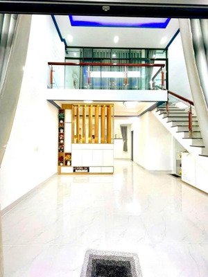 chỉ cần thanh toán 500tr có ngay nhà đẹp, 73m2 tc, đường bê tông, sân rộng ô tô, gần kdl đại nam