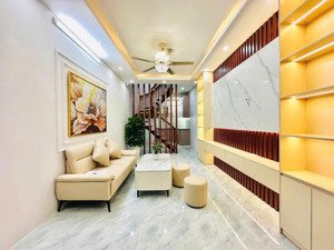 bán nhà tô hoàng hai bà trưng, 27m, 3 tầng, giá 6.35 tỷ