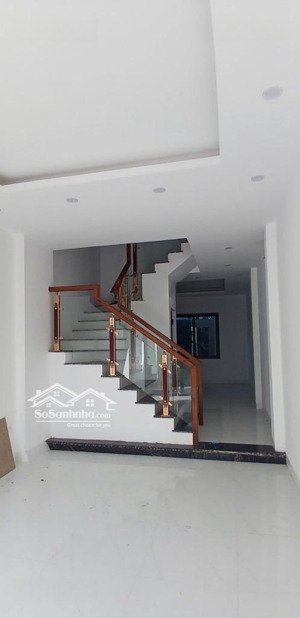 chuyển nhượng nhà mới toanh, ô tô qua nhà tại an khánh