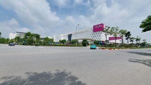 đối diện aeonmall hà đông. nhà dân xây 7 tầng thang máy. 15,8 tỷ. nhà đẹp.