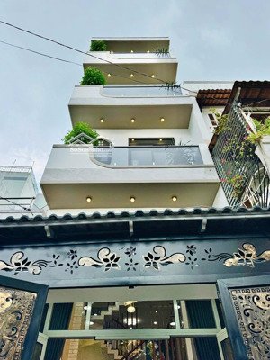 giá chỉ 5tỷ880 có ngay nhà 80,5m2 đường pastuer- quận 1. gần takashimaya. cho thuê 32 triệu tháng