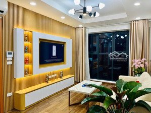 bán căn hộ 2n, 3n giá tốt nhất golden park chỉ từ 10 tỷ