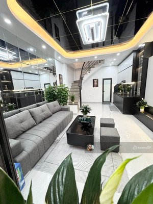 bán nhà yên hòa, cầu giấy, thang máy, 3 thoáng, ngõ to, nội thất xịn, xây mới, 35m2x6 tầng, 10.4 tỷ