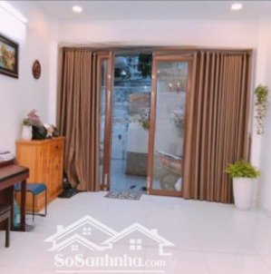 ngang khủng khiếp - ngay chợ hoàng hoa thám - chỉ 11tỷ thương lượng giá tốt