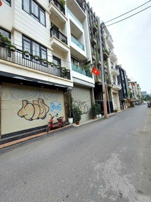 bán nhà mặt phố âu cơ 140m2, 7 tầng, 1 hầm, giá: 56 tỷ. tây hồ