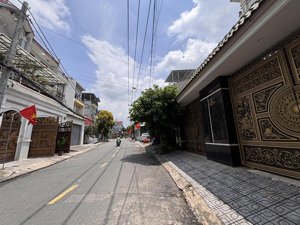 mặt tiền linh tây phạm văn đồng, 116m2, dòng tiền ổn định 20tr/th