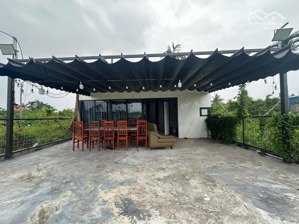 chính chủ cần bán trên đất có nhà + vườn. diện tích: 286m2 (ngang 8m)