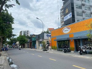 bán nhà mặt tiền nguyễn văn hưởng (dt: 11x35m), thảo điền, quận 2, giá bán 60 tỷ