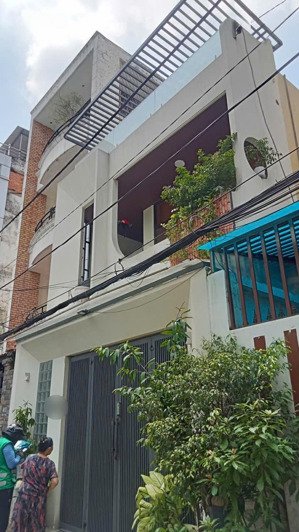 bán nhà ngang lớn, hxh đường lam sơn,dt: 6.1x19m,3 tầng, p2 tân bình, giá 16,8 tỷ tl