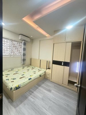 cho thuê căn hộ ehomes, phú hữu,quận 9 gồm 1 pn,1wc full nội thất:6 triệu/tháng