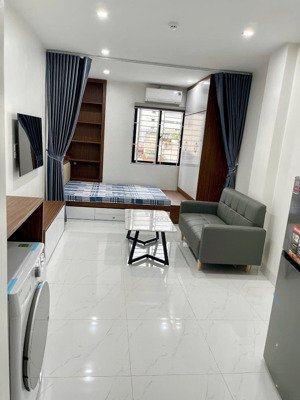 chính chủ cho thuê nhà tại ngõ 29 dịch vọng - cầu giấy - máy giặt sấy riêng từng phòng nhận xe điện